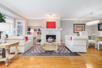 #209 – 288 E. 6th Street